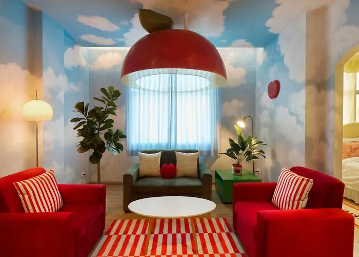 Kitsch Hotel