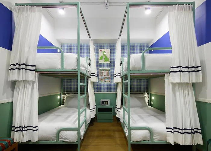 Hotel Kitsch 4*