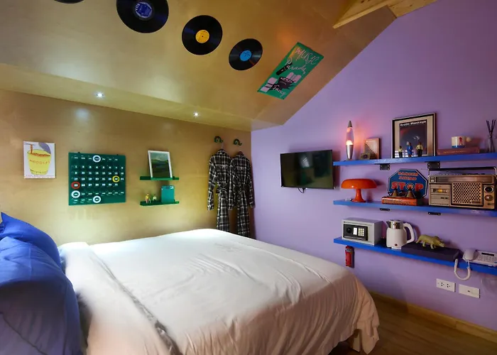 Hotel Kitsch 4*