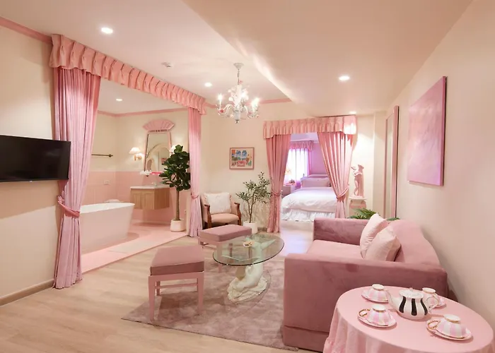 Hotel Kitsch