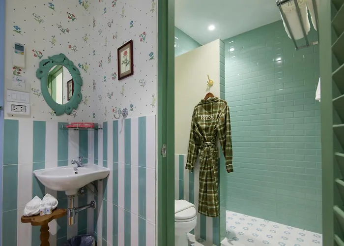 Hotel Kitsch 4*