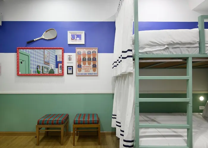 Hotel Kitsch 4*