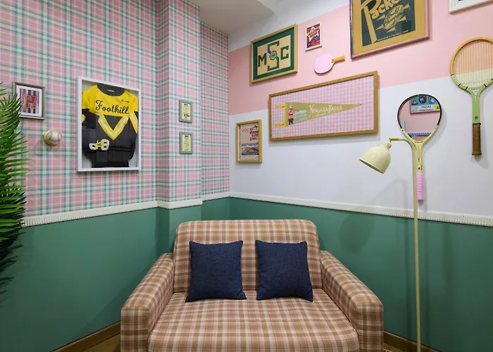 Kitsch Hotel